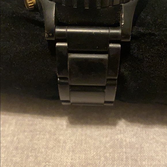 Not for sale……Men’s Nixon watch - Picture 5 of 7